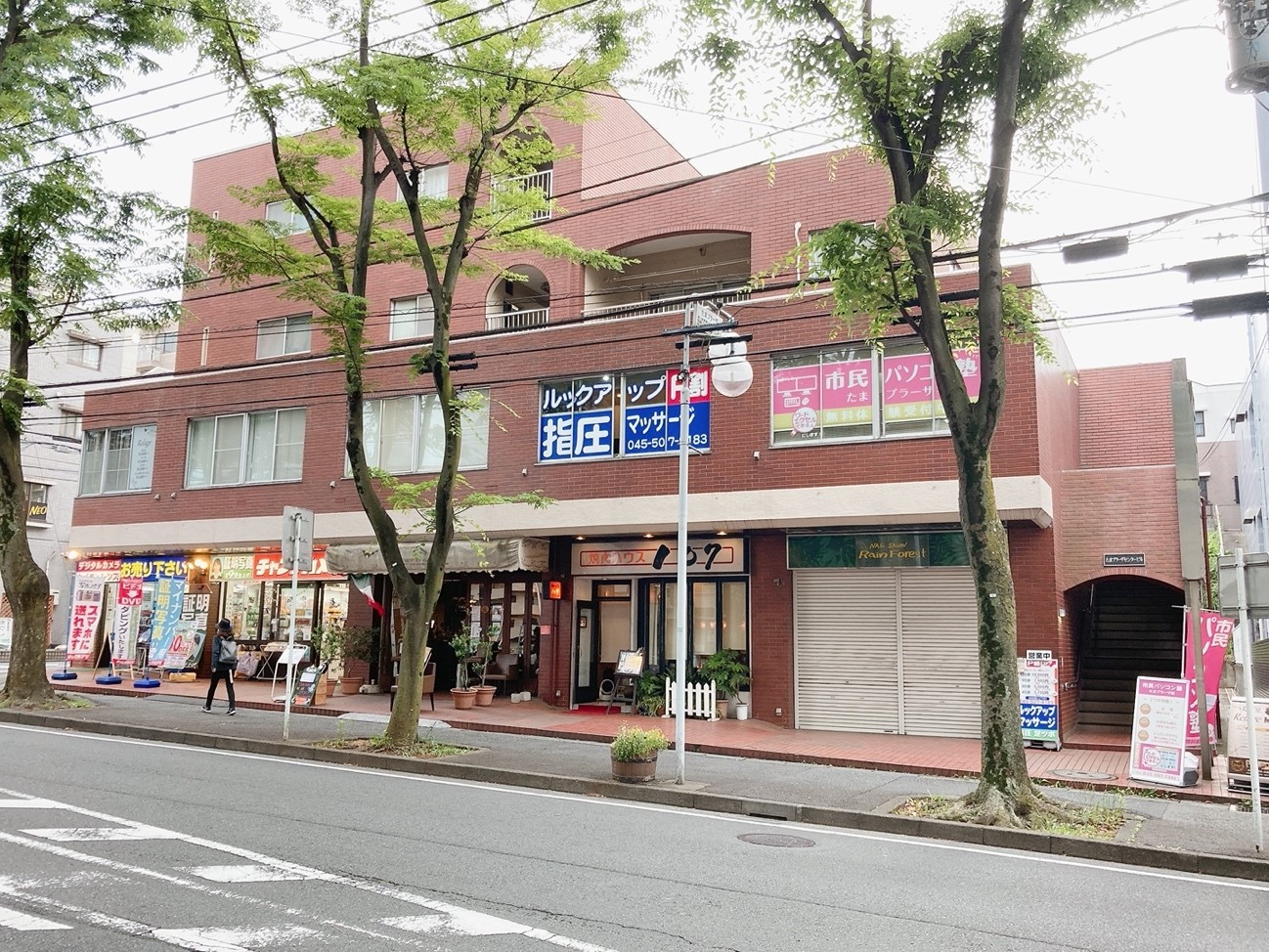 たまプラーザ駅からRAYELジムまでの行き方7